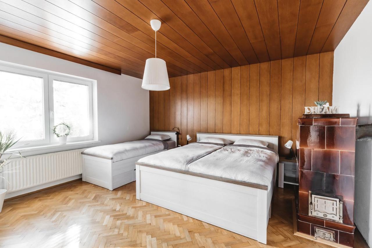 Drive Caffe Apartments Trzin Kültér fotó