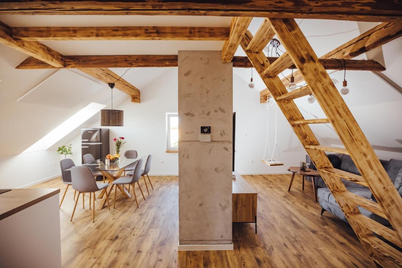 Drive Caffe Apartments Trzin Kültér fotó
